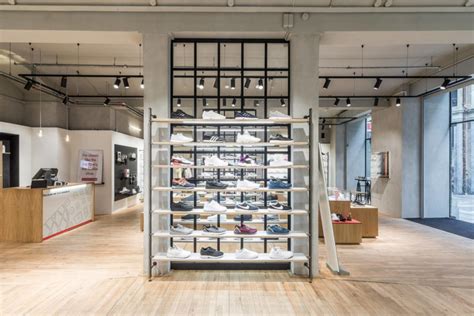 Sneaker City Shopping Guide: The Best Sneaker Shops .